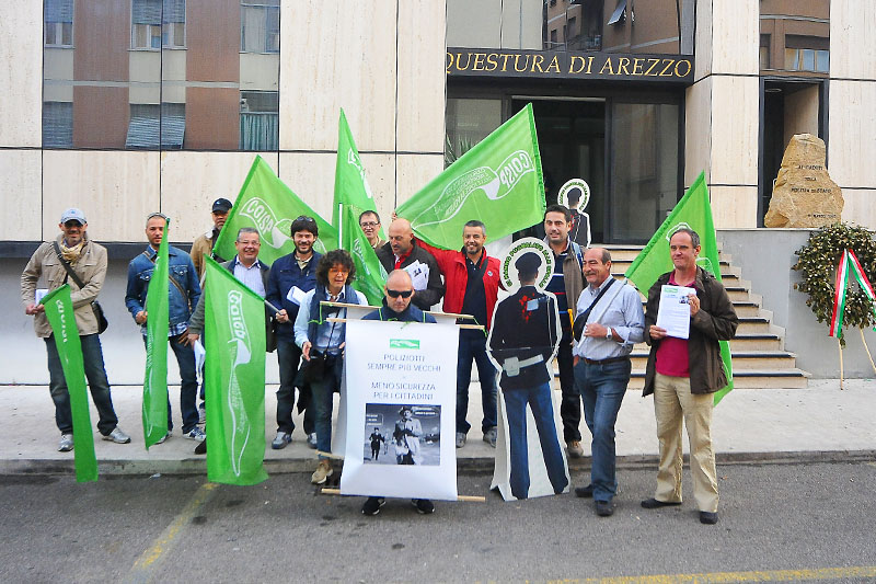protesta-polizia_questura.JPG