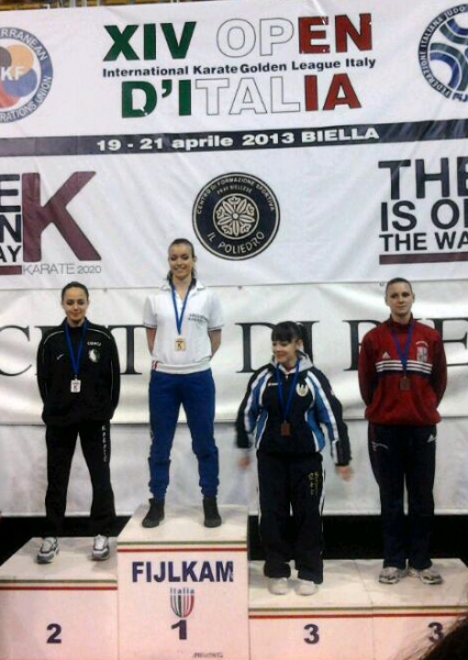 Michela sul gradino più alto del podio
