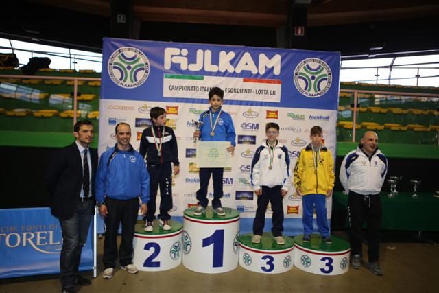 Riccardo Glave sul gradino più alto del podio
