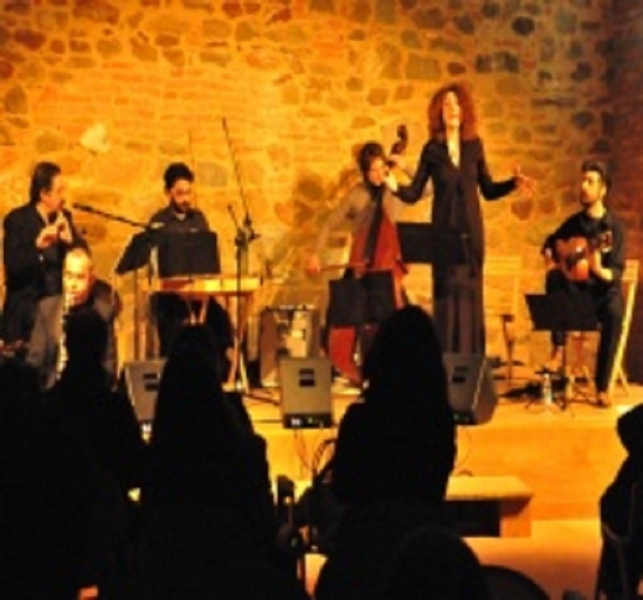 teatro-rosini-lestroiscomo.jpg